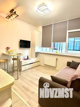 Студия квартира, посуточно, 17м2, 1/3 этаж