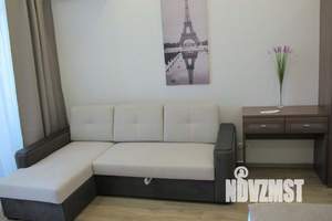 1-к квартира, посуточно, 38м2, 1/1 этаж