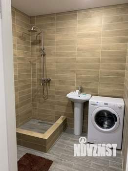 Студия квартира, посуточно, 35м2, 2/8 этаж