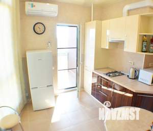 Студия квартира, посуточно, 33м2, 6/8 этаж