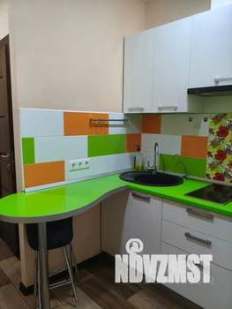 Студия квартира, посуточно, 35м2, 15/18 этаж