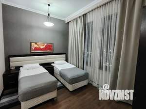 3-к квартира, посуточно, 118м2, 1/1 этаж