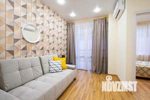 1-к квартира, посуточно, 35м2, 1/1 этаж