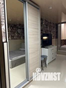 Студия квартира, посуточно, 25м2, 1/3 этаж