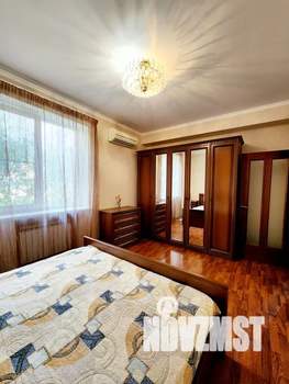 2-к квартира, посуточно, 97м2, 2/6 этаж