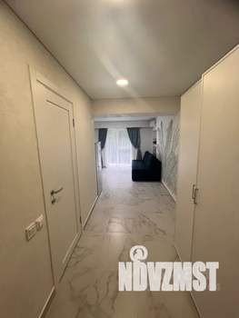 Студия квартира, посуточно, 27м2, 1/5 этаж