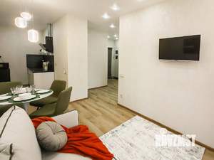 1-к квартира, посуточно, 37м2, 1/1 этаж