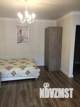 1-к квартира, посуточно, 32м2, 3/5 этаж