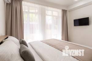 Студия квартира, посуточно, 30м2, 1/8 этаж