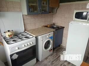 1-к квартира, посуточно, 30м2, 5/5 этаж