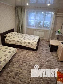 2-к квартира, посуточно, 37м2, 1/4 этаж