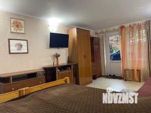 Студия квартира, посуточно, 26м2, 1/3 этаж
