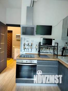 Студия квартира, посуточно, 30м2, 8/13 этаж