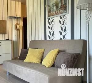 Студия квартира, посуточно, 45м2, 5/10 этаж