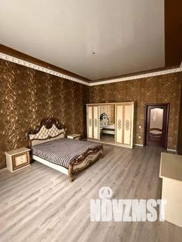 4-к квартира, посуточно, 220м2, 2/3 этаж