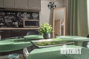 Студия квартира, посуточно, 37м2, 9/11 этаж