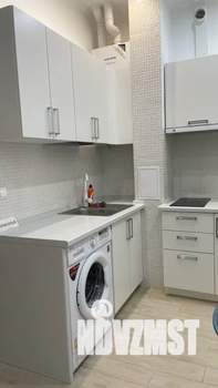 Студия квартира, посуточно, 25м2, 1/10 этаж