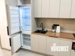 1-к квартира, посуточно, 40м2, 8/13 этаж