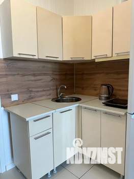 Студия квартира, посуточно, 30м2, 10/18 этаж