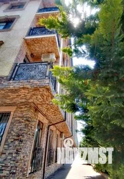 2-к квартира, посуточно, 35м2, 1/4 этаж