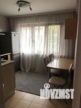 2-к квартира, посуточно, 54м2, 1/1 этаж