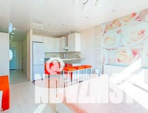 Студия квартира, посуточно, 37м2, 17/19 этаж