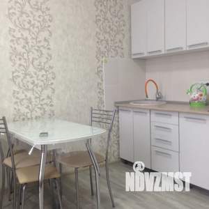 Студия квартира, посуточно, 32м2, 3/9 этаж