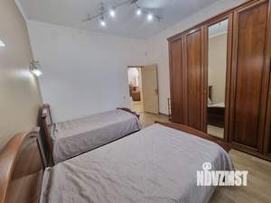 4-к квартира, на длительный срок, 150м2, 1/4 этаж