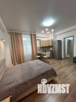 Студия квартира, посуточно, 32м2, 2/13 этаж