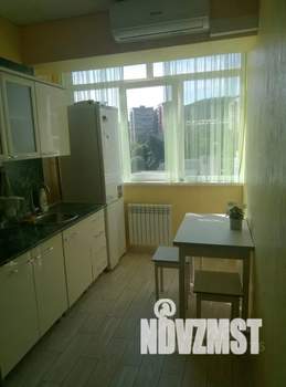 2-к квартира, посуточно, 42м2, 8/10 этаж