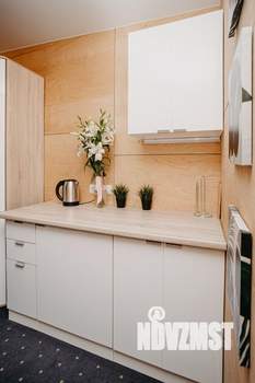 1-к квартира, посуточно, 14м2, 1/1 этаж