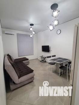 1-к квартира, посуточно, 40м2, 1/7 этаж