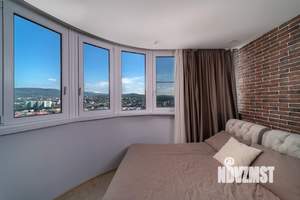 Студия квартира, на длительный срок, 46м2, 15/19 этаж