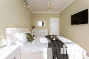 2-к квартира, посуточно, 106м2, 1/1 этаж