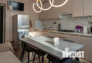 2-к квартира, посуточно, 57м2, 1/5 этаж