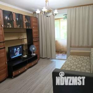 2-к квартира, посуточно, 50м2, 3/5 этаж