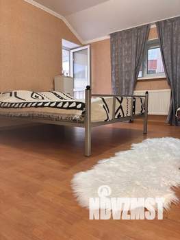 Студия квартира, посуточно, 35м2, 2/4 этаж