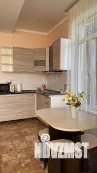 Студия квартира, посуточно, 25м2, 4/8 этаж