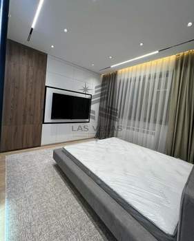 3-к квартира, на длительный срок, 130м2, 12/16 этаж