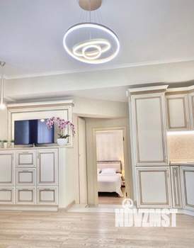 1-к квартира, посуточно, 60м2, 1/2 этаж