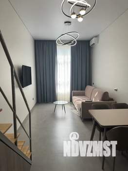 Студия квартира, посуточно, 30м2, 1/20 этаж
