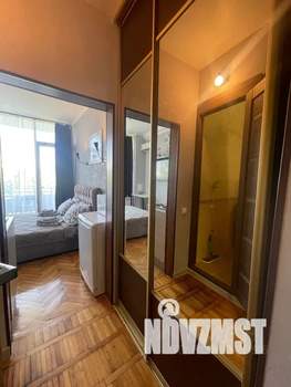 Студия квартира, посуточно, 20м2, 6/8 этаж