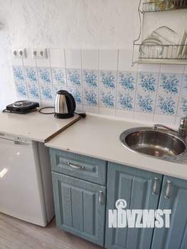 Студия квартира, посуточно, 13м2, 1/1 этаж