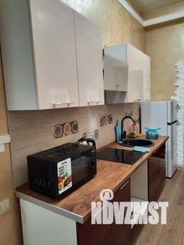 Студия квартира, посуточно, 25м2, 1/3 этаж