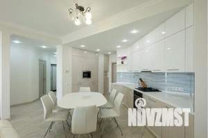 3-к квартира, посуточно, 100м2, 3/3 этаж
