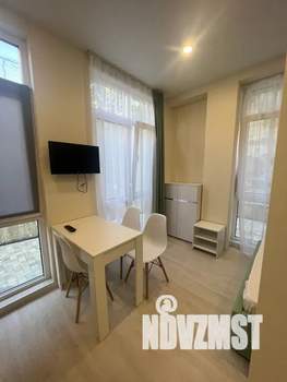 Студия квартира, посуточно, 30м2, 1/3 этаж