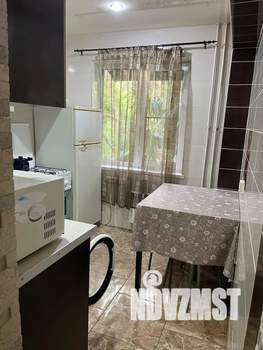 1-к квартира, посуточно, 40м2, 3/5 этаж