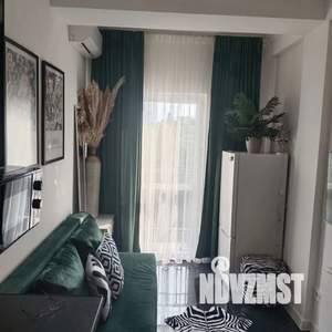 Студия квартира, посуточно, 18м2, 7/11 этаж