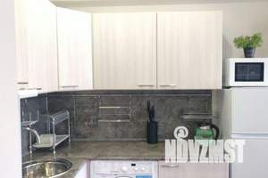 1-к квартира, посуточно, 30м2, 5/13 этаж