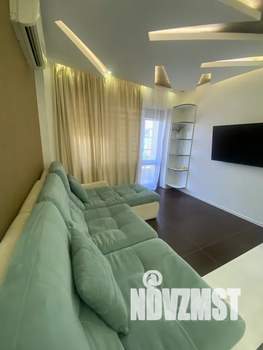 1-к квартира, посуточно, 37м2, 3/12 этаж